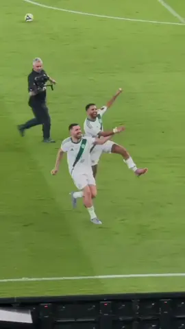 دميرال ورياض محرز والله انكم ابطال وفرحتكم غير💚💚#الاهلي #الملكي#الرياض_جده_مكه_الدمام_المدينه #تيك_توك #fyp @النادي الأهلي السعودي @lololi.بطلة النخبه💚🇸🇦💚 