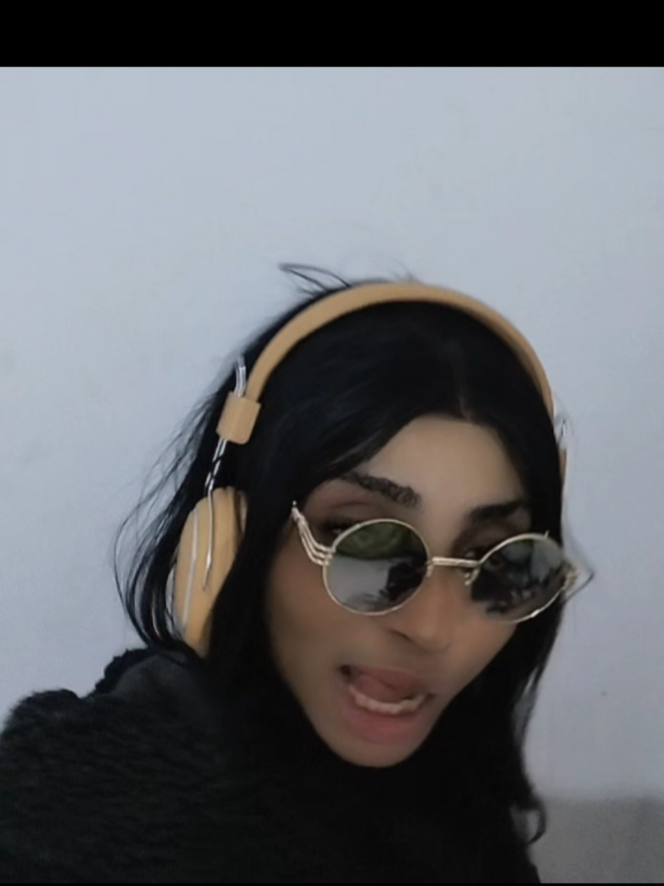 G 🇬🇷  N🇳🇬  🇺🇸 @Armstrong (Gree.Naija) 