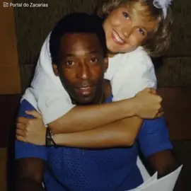 PELE TENIA 40 AÑOS Y XUXA 17 AÑOS CUANDO ENAMORABAM 🌹🌹🌹🤫🤔🤫🤔♥️❤️💖♥️❤️‍🩹💞💕