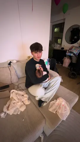 1 Tag von einem 21 jährigen Vater.. #fyp 