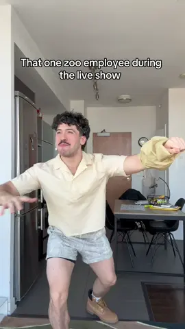 So passive agressive😭😭 #comedy #foryou #foryoupage #fyp 