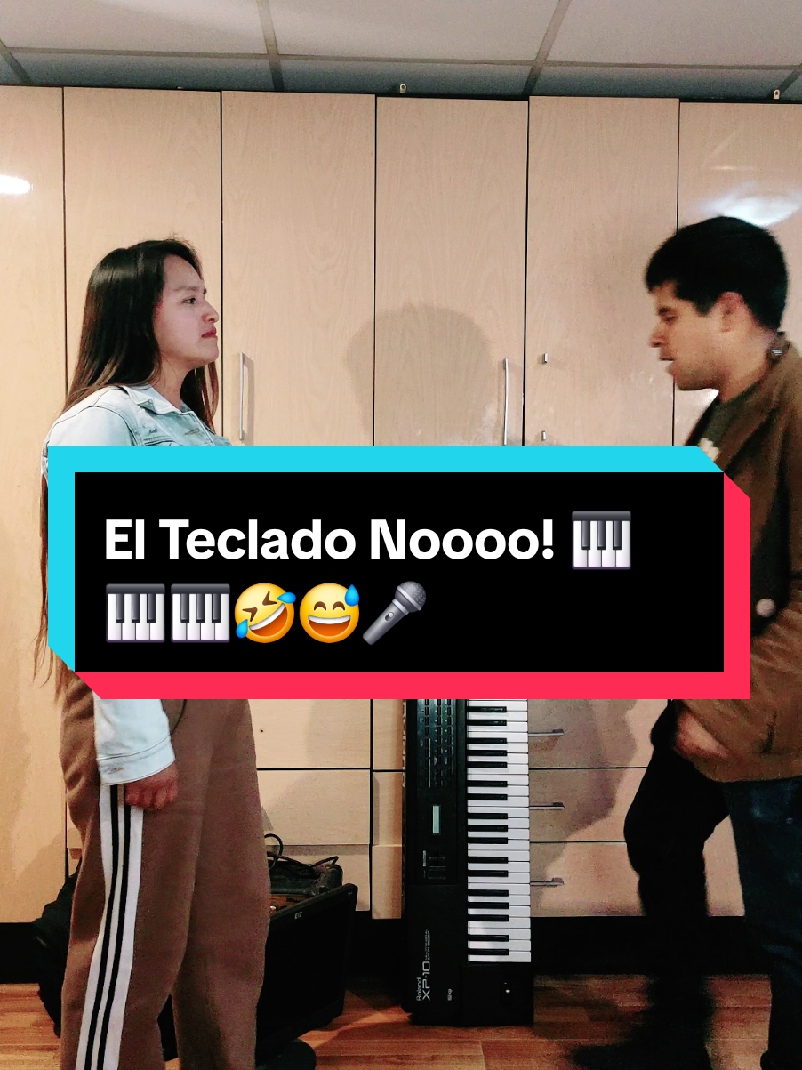 llévate todo menos el Teclado 🥺🎹🎹🎹🎹🎹🎤🎸 #tecladistas #musicos #grupomusical #brianhuafer @lunass 