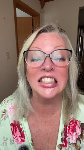 #Teeth#TeethWhitening #TeethWhiteningStrips #YellowTeeth#TikTokShopCyberMonday 