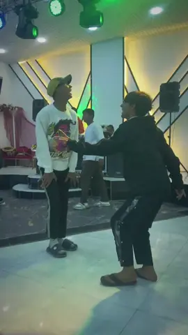 ايوهةة😂👋🏼. . . . . . #الشعب_الصيني_ماله_حل😂😂 #شروحات_ايفون_وبرامج #السبعاويه_مرو_من_هنا_يعيال😎😏سبعاوي #كربلاء_مدينة_العشق_والعاشقين #ترندات_تيك_توك 