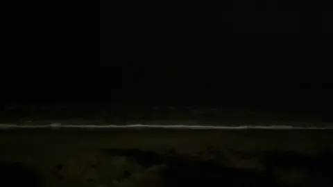 #بحر #امواج #هواجيس_الليل #لايككك #اكسبلورexplore 