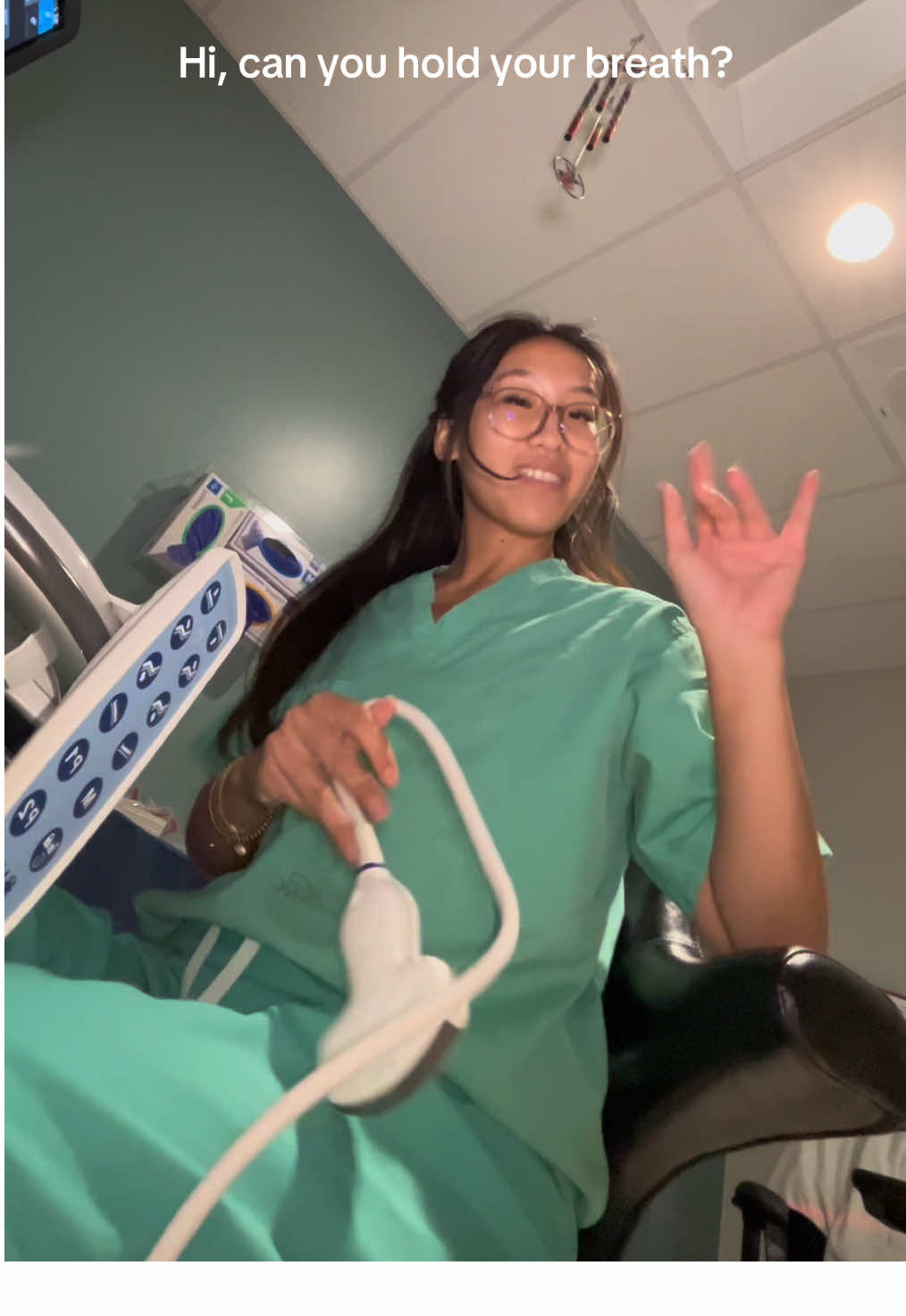 I swear some people aim straight for my face AHHAAH #ultrasoundtech #sonographer #ultrasound #sonographystudent #ultrasound 