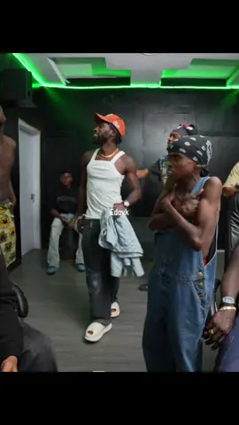 Romeo dropping some wisdom 🤣