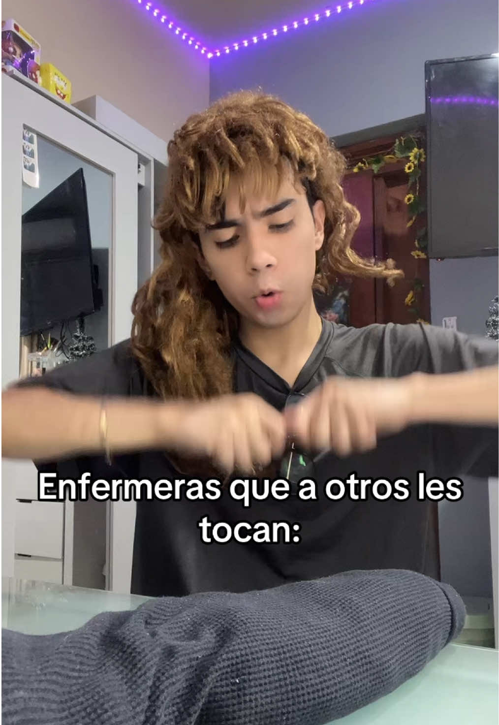 Siempre tocan toscas 😭 #comedia #humor #parati 