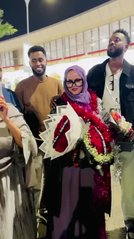 Buranbur loogu talagalay #malyuun_raajaa #zakariyekobciye #nairobi #dj_happy 