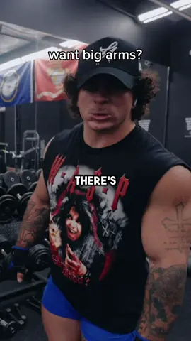 Mikey is no nonsense #gym #gymbro #trentwins #armday 