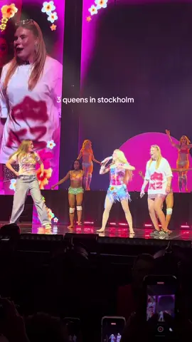 👑 @Zara Larsson #lushlife #zaralarsson #midnightsun #fyp #fördig 