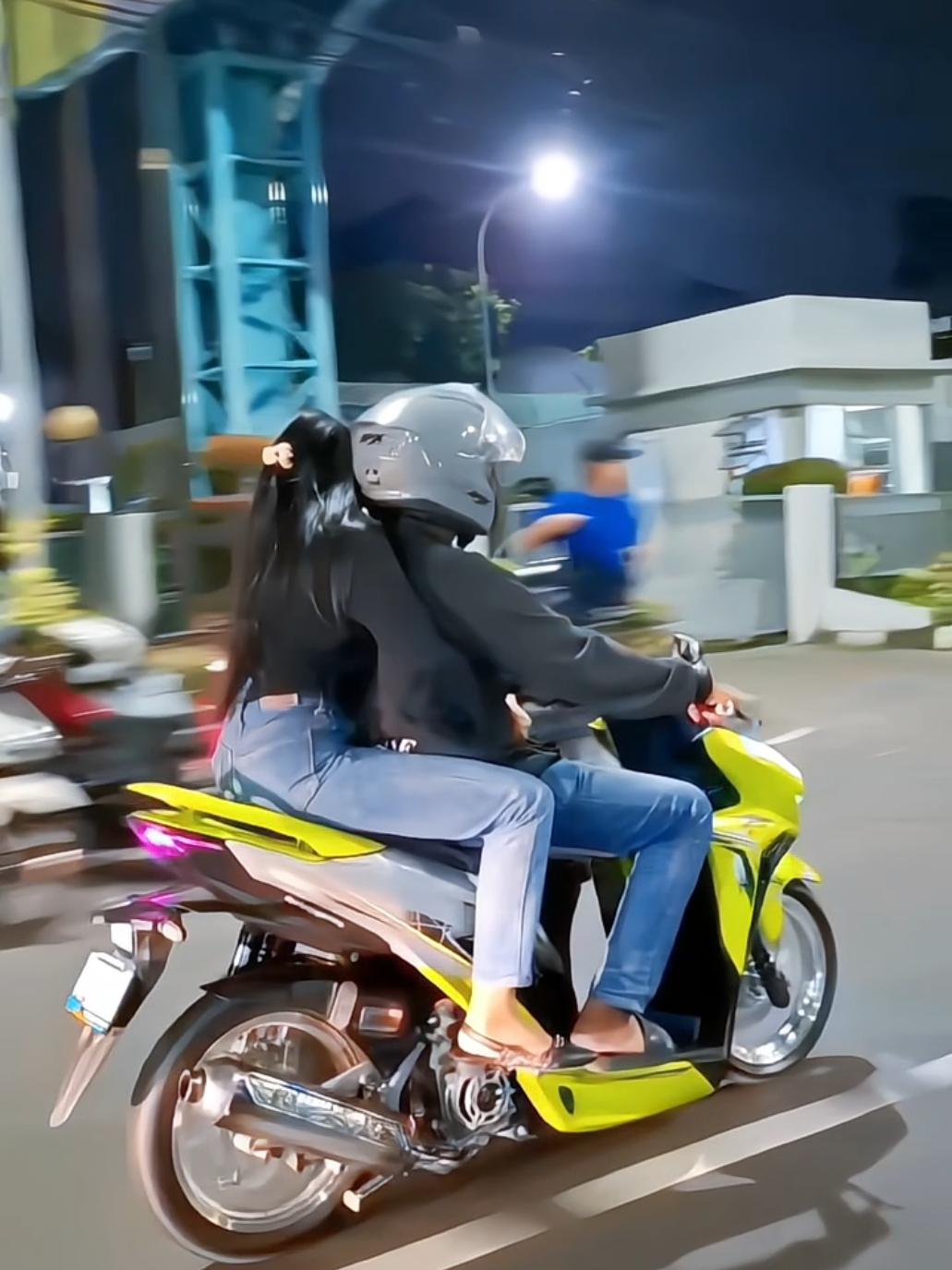 gapapa bukan cinta pertamanya yg penting gue cinta terakhir nya.eakk 😛🫶🏻🥰🤗 @Mmmmmmm  #fyp #vario #foryou #xybca 