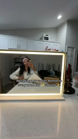 Love this mirror lol. They have 3 sizes available ✨ #vanitymirror #vanitysetup #teengiftideas #tiktokshopblackfriday #bfcm 