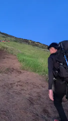 iya bisa soalnya secantik itu viewnya🥹 #pendakigunung #mountain #sumbingmountain #sumbingviagajahmungkur #fyp 