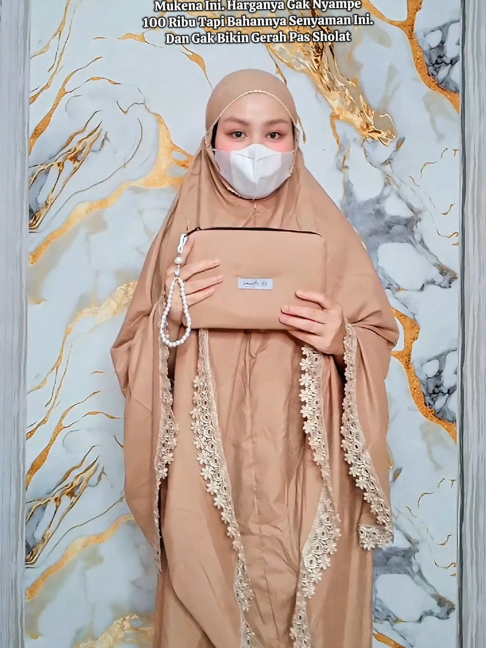Mukena Qoirina 2in1 ini emang nyaman banget dipakai sholat, gak bikin gerah karna bahannya adem dan lembut. Ayo buruan check out dikeranjang kuning sekarang juga  #mukena  #mukena2in1 #mukena free tasbih  #mukenaadem  #mukenakatunmikro 