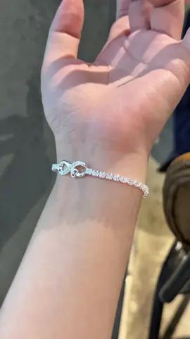 Vòng xinh lắm nha #lenxuhuong #vongtay #viralvideo 