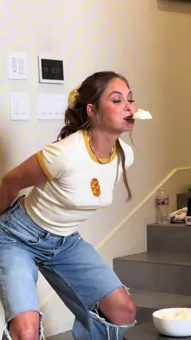 We're such a great team 🤪 @_brisummers_ @lucy.mochi @jasmineteaahowdy @fitkaitlynxoxo