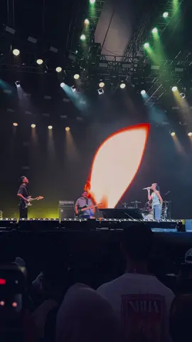 POV anak perempuan ngomong sama bapaknya kalo udah punya pacar  @UNGU BAND #yokjakarta #konser #fyp