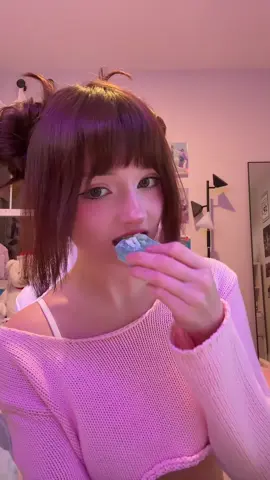 [insta: smeepsx] should i become a food reviewer???? :D #smeeps #fyp #silkygem 