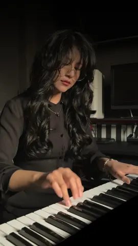 Me enamoré de esta melodía 🤍⛥ #idea15 by @Gibran Alcocer #pianotok #fyp #prayd 