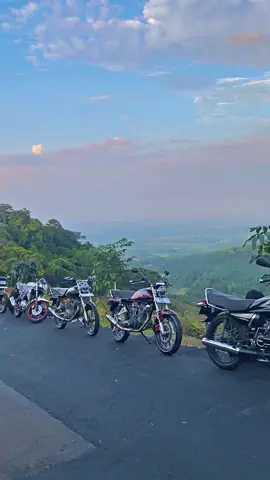 Spot nyawang wong gendaan jon🤪 #pekalongan24jam #wisatalinggoasri #kajen #fypシ゚viral🖤tiktok #cintakahtidak 