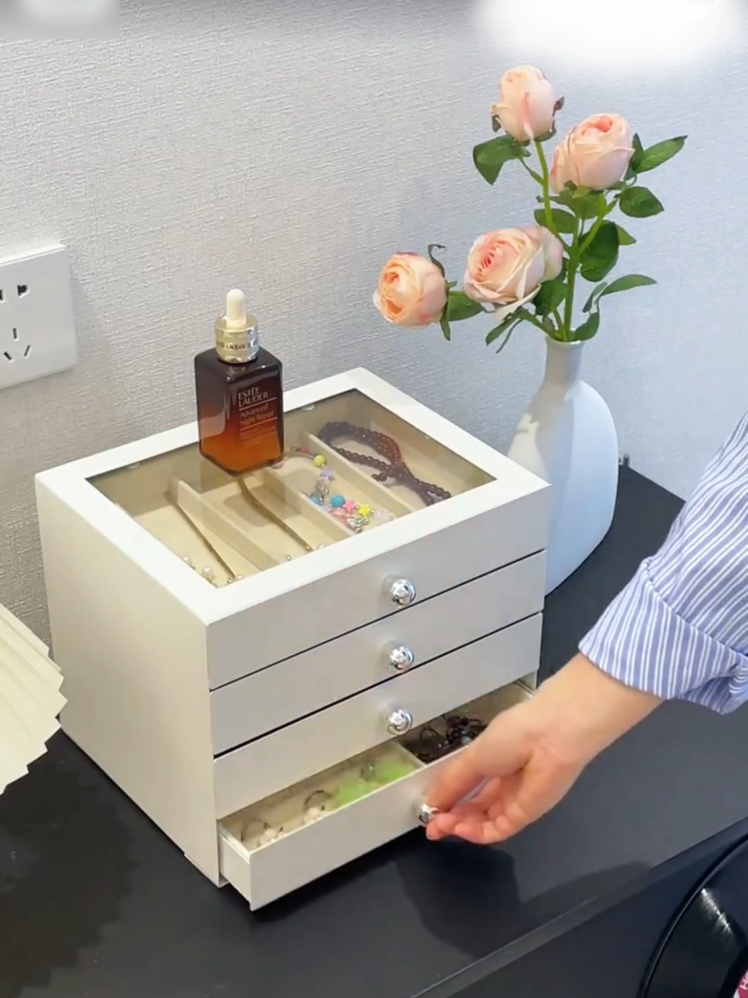 Hộp mini này giúp chống rối, chống lạc bông tai, nhẫn hẳn luôn #hopdung #hopdungtrangsuc #hopdungtrangsucmini #trangsuc #goctiennghi