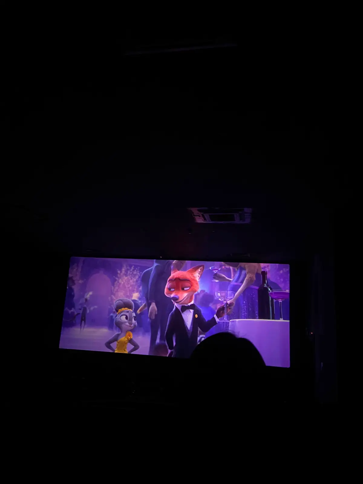 Nick Wilde 🦊: “Vì không ai trên thế giới này quan trọng với tôi bằng cô”  #zootopia2 #zootopia #phivudongtroi2 