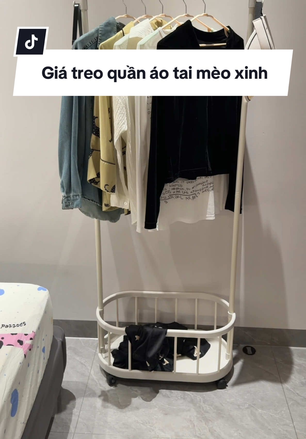 Giá treo quần áo hình tai mèo có bánh xe đa năng #giatreoquanao #giatreodo #ketreoquanao #decorsiuxinh 