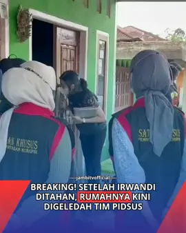 🚨 BREAKING! Setelah Irwandi Ditahan, Rumahnya Kini Digeledah Tim Pidsus Pasca penetapan Irwandi—pendamping desa Kecamatan Batang Merangin—sebagai tersangka kasus dugaan korupsi APBDes, hari ini tim penyidik Pidsus Kejaksaan Negeri Sungai Penuh bergerak cepat melakukan penggeledahan di rumah tersangka. Proses penyidikan terus berlanjut. Perkembangan terbaru akan kami update! #KejariSungaiPenuh #KorupsiDanaDesa #BatangMerangin #Kerinci #Hukum 