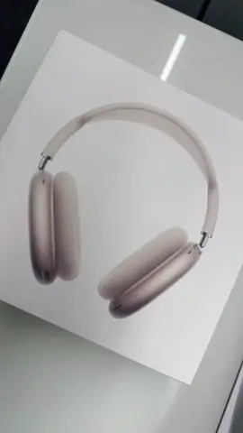 Unbox my AirPod pro max headphones with me!! 🤍🤍#apple #headphones #airpodpromax #music