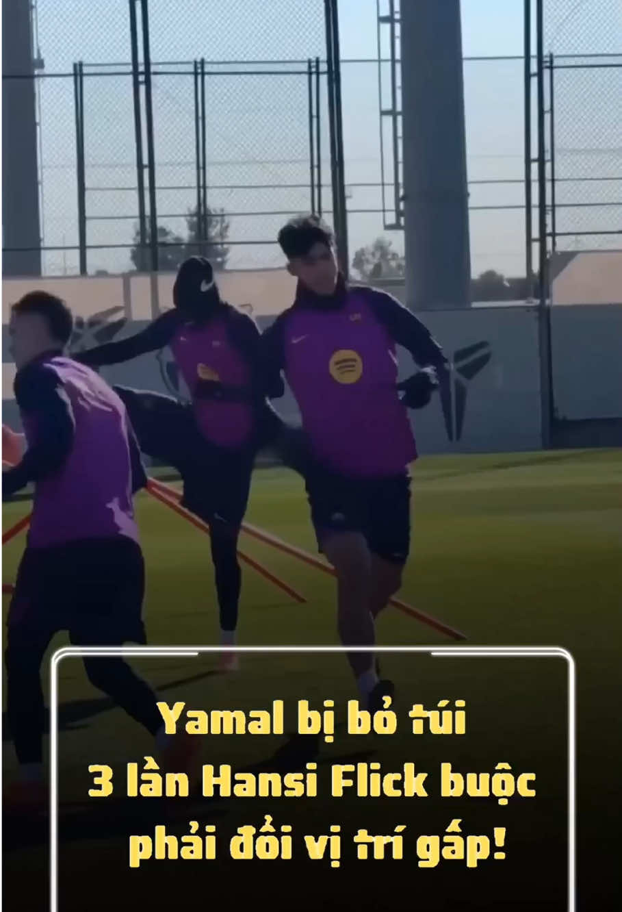 Yamal bị bỏ túi 3 lần Hansi Flick buộc phải đổi vị trí gấp! #fyp #foryou #football #bongda #xuhuong 