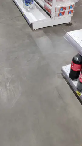 Lo que uno se encuentra en #mass 🤣🤣🐶🐕