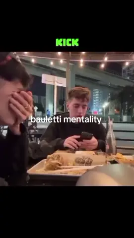 Le daba miedo el gatito 😂#bauleti #streamer # bauletti el joven streamer#bauleti 