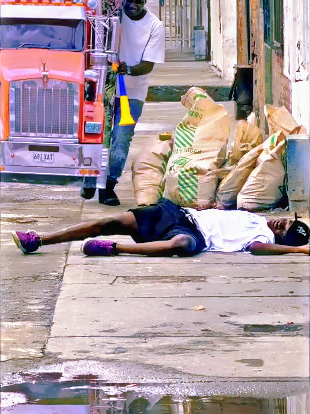 The noisy bus 😂 #funny #funnyvideos #funnymoments #funnyprank #comedy