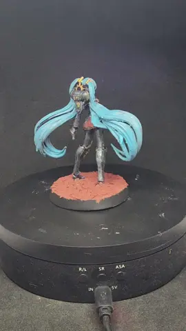 Sister Miku by @ForgeRunner #minipainting #PaintingVtubers #miniaturepainting #paintingminiatures #warhammer40k 