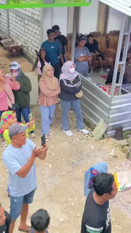 Fokus anak kecil ngomongi bapake,, pak sound e sek banter galvalum #raaudiotuban #raaudio #galvalum #karnaval #ketulupgalvalum 