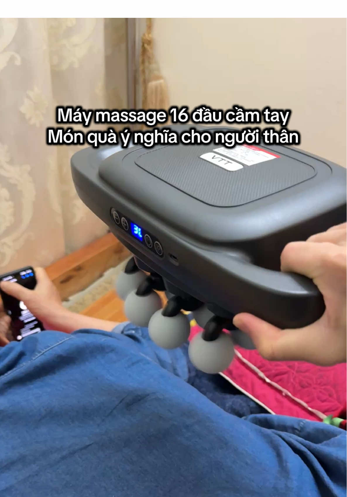 Máy massage 16 đầu đấm với 30 chế độ mạnh nhẹ phù hợp mọi lứa tuổi #binhreviewtrainghiem #maymassage #maymassagecamtay #maymassagecovaigay #vtt 