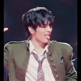 insane mama performance and insane taesan look / ac kaeyuns #taesan #mamaawards #boynextdoor #fyp #foryoupage  Taesan boynextdoor mama performance edit