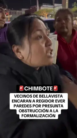 🔵🔴 #Chimbote 😡 VECINOS DE BELLAVISTA ENCARAN A REGIDOR EVER PAREDES POR PRESUNTA OBSTRUCCIÓN A LA FORMALIZACIÓN‼️ ⚠️ Más de 150 familias denuncian que el edil estaría retrasando el proceso de lotización en el Cono Norte.  ##LaRuletaChimbote##Bellavista##ConoNorte##Formalización   
