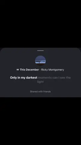 أغنيةThis December لريكي مونتغمري (Ricky Montgomery)  الأغنية تتكلم عن شخص يعيش فترة صعبة في ديسمبر، ويحس إن هذا الشهر اللي عادةً يكون دافي ومليان ذكريات واحتفال… صار ثقيل عليه. فيه إحساس بالتعب العاطفي، بالوحدة، وبإنه يحاول يكمّل رغم كل شيء. 	ديسمبر مو نهاية سنة بس، نهاية مرحلة داخل الشخص نفسه. شهر يخليه يفكر بكل اللي مر فيه، وكل الأشياء اللي فقدها. 	يحس إنه يحاول يتمسك بالدنيا رغم الألم. كأنه يقول: “أنا مو زين، بس قاعد أحاول”. 	فيه مقارنة بين الماضي والحاضر. كان ديسمبر زمان جميل، أما الآن ممتلئ بالضياع والارتباك. 	الأغنية فيها شعور بالشوق. شوق لشخص أو لحالة كان فيها، ويحس بها كل ما جاء ديسمبر. الأغنية عن شخص يتصارع مع نفسه في موسم المفروض يكون سعيد، لكنه صار مرتبط عنده بالحزن والتفكير الزايد. ومع ذلك، يحاول يتمسك بأمل بسيط #viral #explor #december #4u #fyp 
