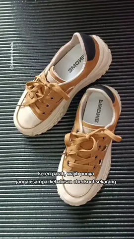 Trendy. Shay sepatu sneaker wanita. Material: PU. Tinggi: 5.5cm. Warna: Black,White,Red,Pink, Yellow. Size: 36-40. #sneakers #sneakersaddict #fyp 