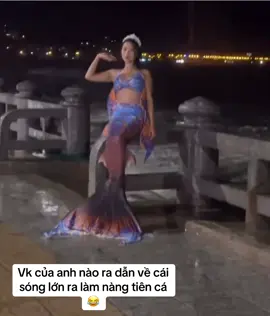 Vợ của anh nào ra dẫn về cái , chứ sóng lớn mà ra làm nàng tiên cá 🤣#quynhon #x #spaellyhằng #xh 