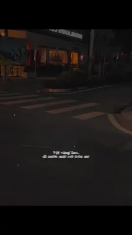 Vội vàng lau đi nước mắt rơi trên mi #slowmo #slow #nhachaymoingay #nhacnaychillphet #nhactamtrang 