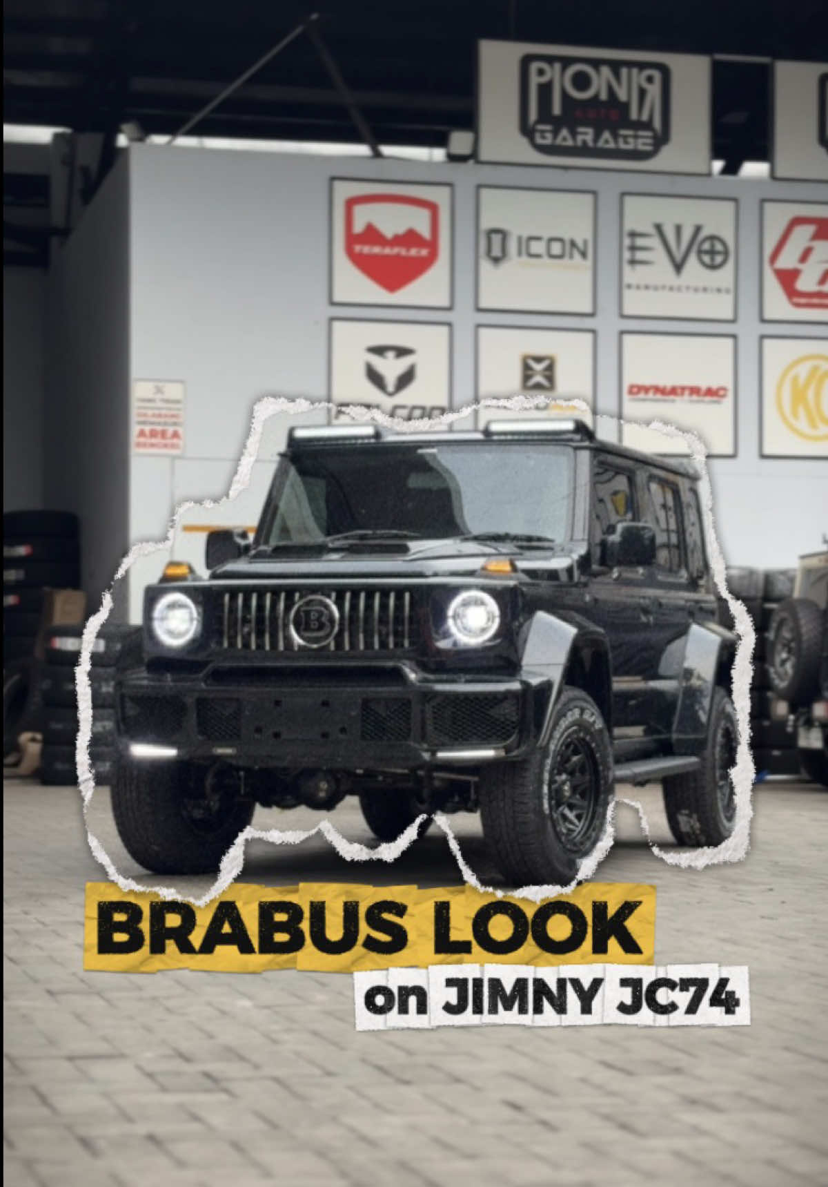 JIMNY JC74 BRABUS EDITION. 👀 ▪️Bumper depan belakang ▪️Grille ▪️Headlamp ▪️taillamp ▪️Kap mesin  ▪️Lampu sein ▪️Fender 4 sisi ▪️Spoiler depan with LED, spoiler belakang ▪️Side Moulding + Upgrade suspensi & ban: Lift Kit Old Man Emu 4cm, Ban Yokohama Geolandar 235/70R16 AT, Velg Fuel Covert ET-10 Tertarik degan build ini? DM Pionir Auto Garage!  #pionirautogarage #jimny #jimnyjc74 #bodykitjimny #jimnybrabusbodykit 