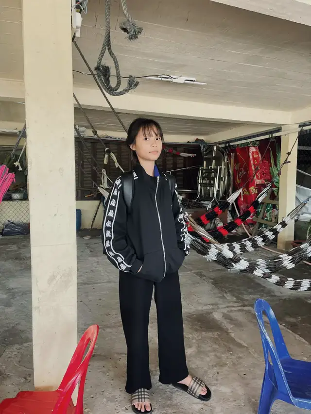 trên đời này con chỉ có một người mẹ thôi chứ không có người thứ hai mẹ là người mà con thương nhất từ nhỏ cho đến lớn mẹ luôn dành những thứ tốt đẹp nhất cho con đến lớn những thứ tốt nhất cho con từng miếng ăn từng giấc ngủ từng bộ quần áo đồ chơi những lúc con bệnh cũng là mẹ lo cho con việc chăm lo gia đình chính tay mẹ làm hết tất cả mọi thứ có những lúc con biết mẹ mệt mỏi nhưng mẹ không bao giờ nói ra những đứa con có được như ngày hôm nay là nhờ ơn của mẹ con biết mẹ cũng đã có hai em nhưng mẹ vẫn cố lo cho con 🥹🥹🥹#xuhuong 