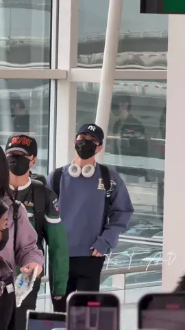 Enhypen mau otw pulang ke korea engene ✈️🇰🇷  #enhypen #airport #engene 