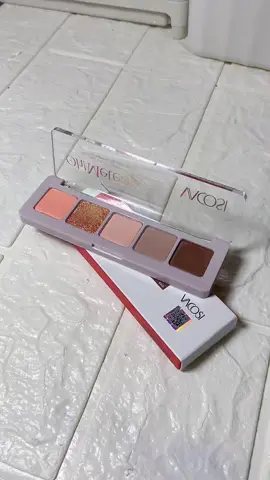 Bảng phấn mắt 5 ô VACOSI, rcm cho nàng nào đang tập make nèe #vacosi #makeup #goclamdep #review 