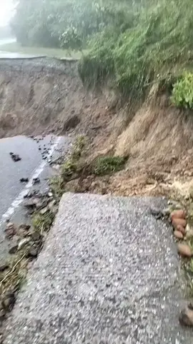 jalan malalak sicincin sumbar... #banjir2025 #pray #viral #fyp 