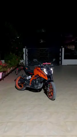 🥶❄️ #ktm #duke390 #ktmduke390 #duke 