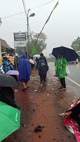 haul umum Rahmat trun